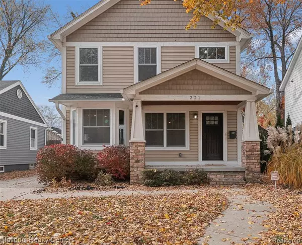 Royal Oak, MI 48067 1994,221 N Altadena Avenue