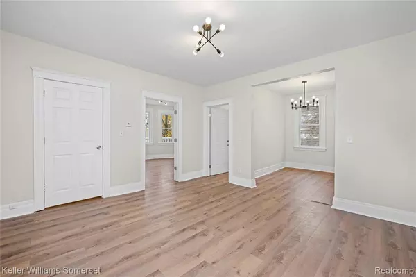 Detroit, MI 48214 4404,4510 Harding Street