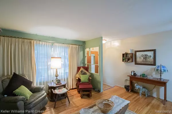 Sterling Heights, MI 48312 4967,11233 Lorman Drive