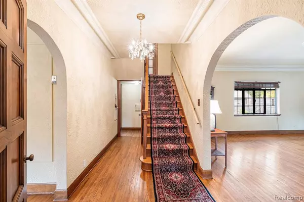 Flint, MI 48503 4715,1725 Lincoln Drive