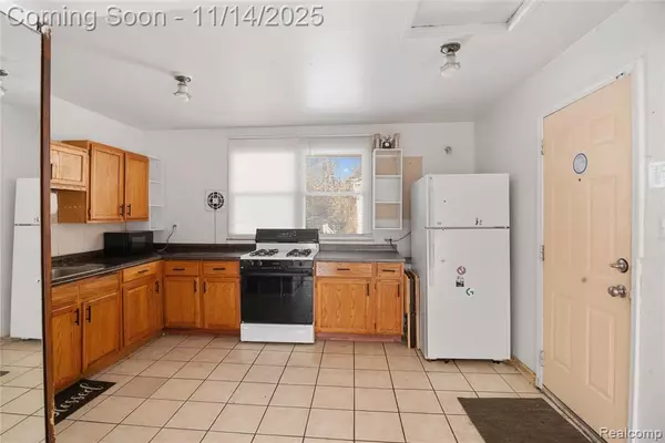 Oak Park, MI 48237 2971,22821 Manistee Street