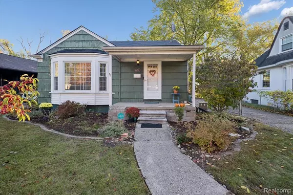 Oak Park, MI 48237 4029,24700 Westhampton Street