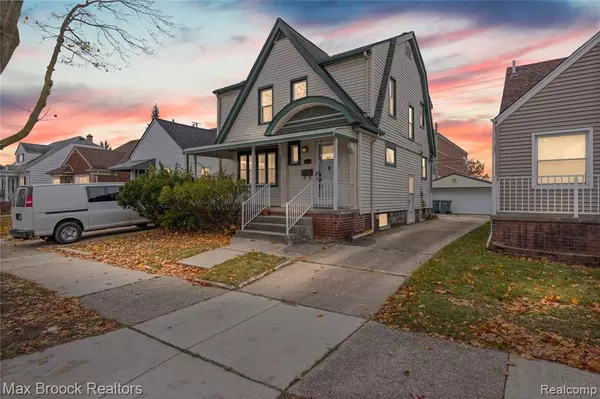 Dearborn, MI 48126 2025,6053 Yinger Avenue