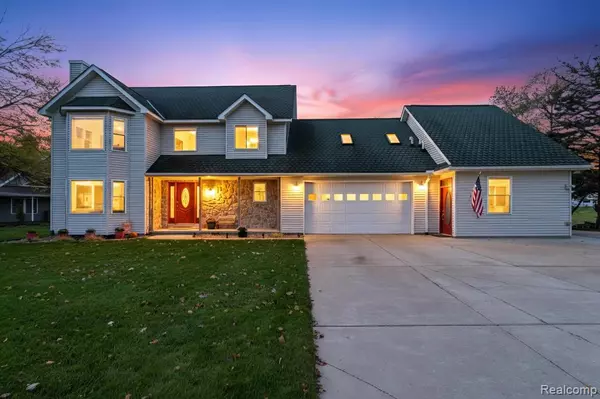 275 Harvard Drive, Howell, MI 48843 1739