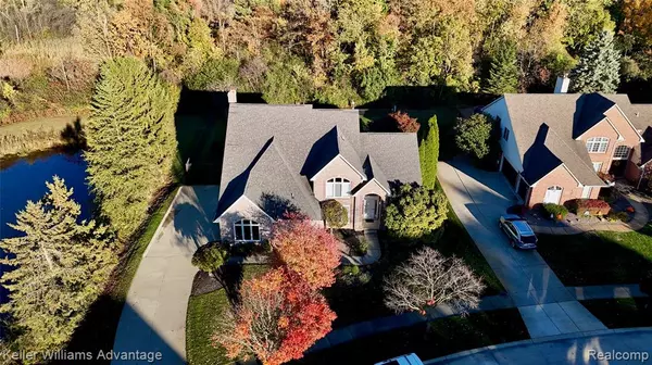 25792 Cheyenne Drive, Novi, MI 48374 2362