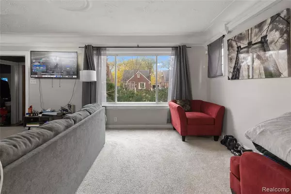 Detroit, MI 48224 3243,5290 Haverhill Street