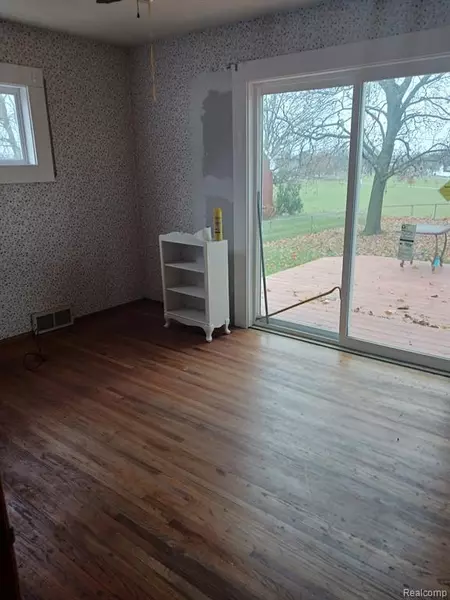 682 Budlong Street, Adrian, MI 49221 1408