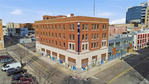 50 Wayne Street, Pontiac, MI 48342