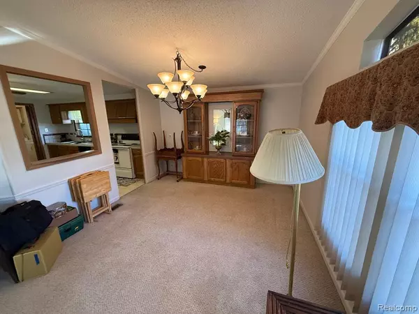 Fenton, MI 48430,3072 E Bay Drive