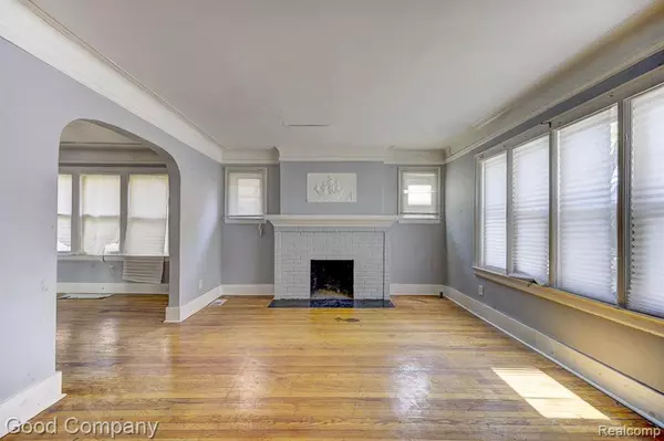 Detroit, MI 48221 3142,16194 Princeton Street