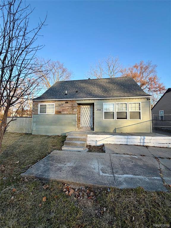 2644 Clio Road, Flint, MI 48504 7136