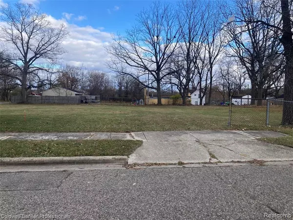 32 Riker Street, Pontiac, MI 48342 1362