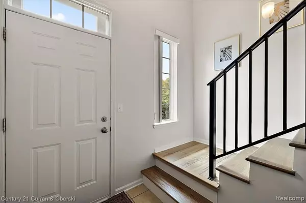 Northville, MI 48168 6701,15943 Morningside