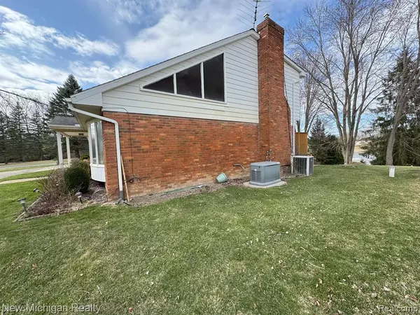 Metamora, MI 48455 9730,3872 WOODLAND Drive