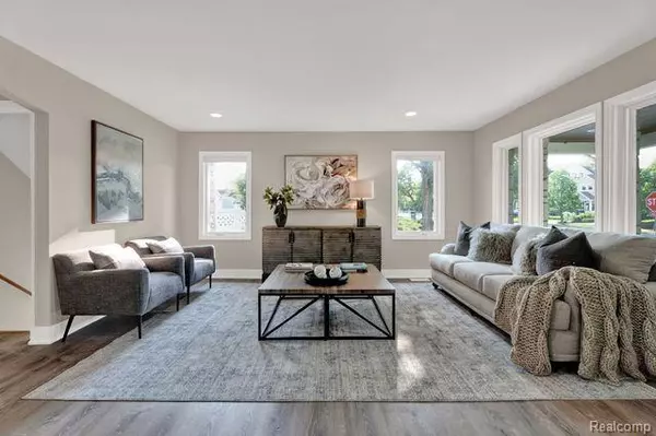 Birmingham, MI 48009 1715,410 CATALPA Drive