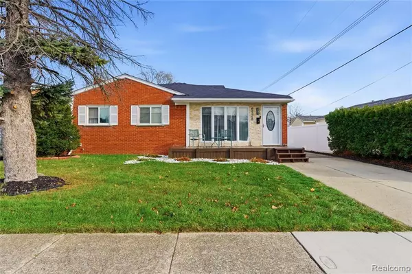 Garden City, MI 48135 2547,6528 Sterling Court