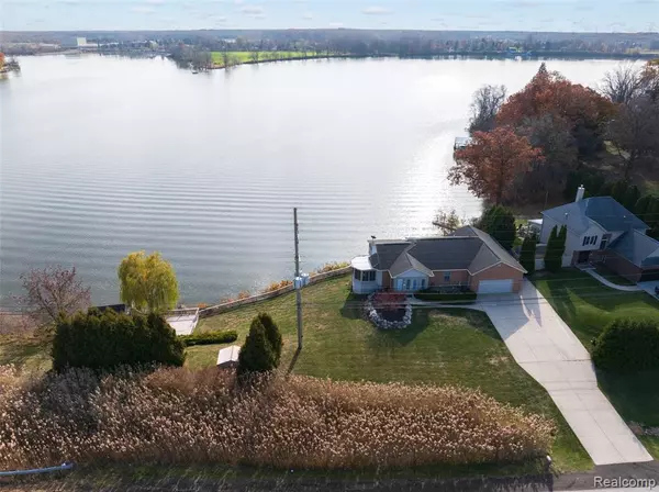 Belleville, MI 48111,41841 S Service Drive