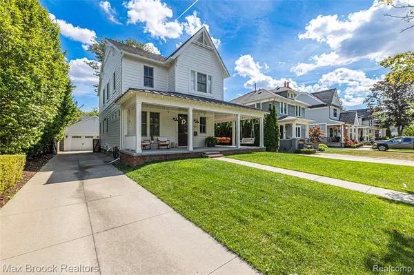 Birmingham, MI 48009 1974,911 S BATES Street