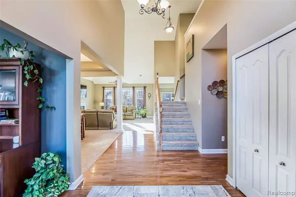 Northville, MI 48168 6824,49776 Parkside Drive