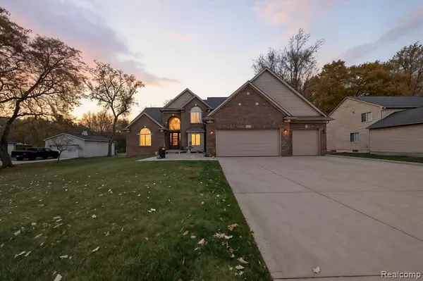 663 Vanderpool Drive, Troy, MI 48083 5153