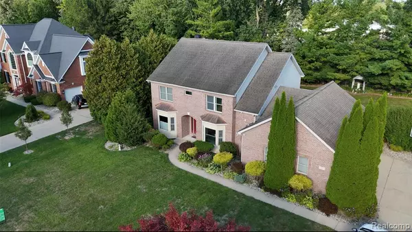 Saginaw, MI 48603 3545,10 Cobblestone Place