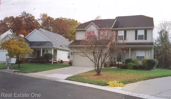 Novi, MI 48377 4506,41719 Sleepy Hollow Drive