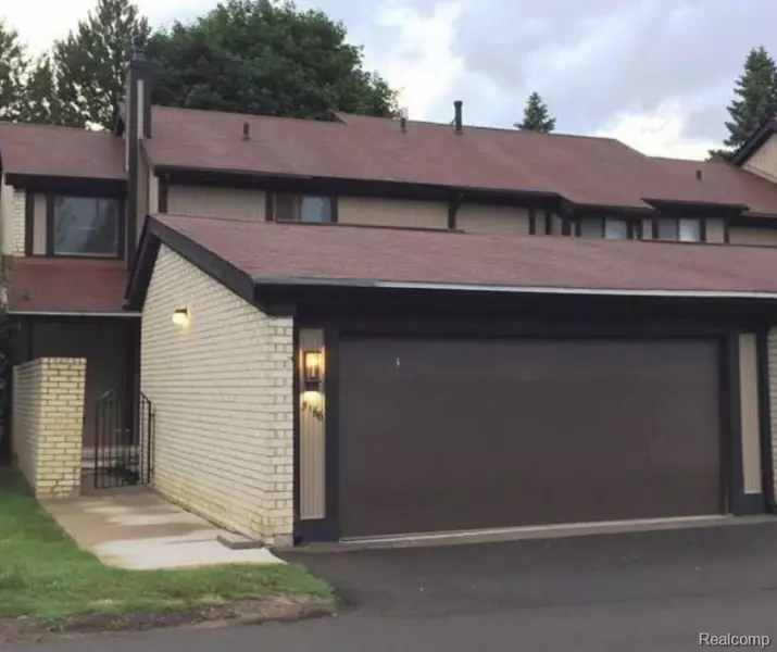 5166 ROCK Run, West Bloomfield, MI 48322 2123