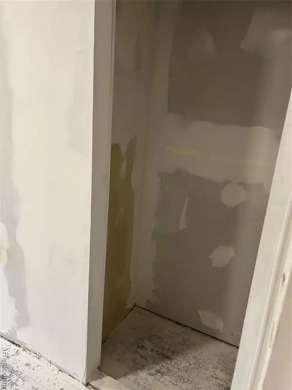 Warren, MI 48091 3438,3590 Dallas Avenue