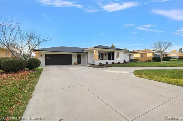 Sterling Heights, MI 48312 1933,37657 Irene Drive