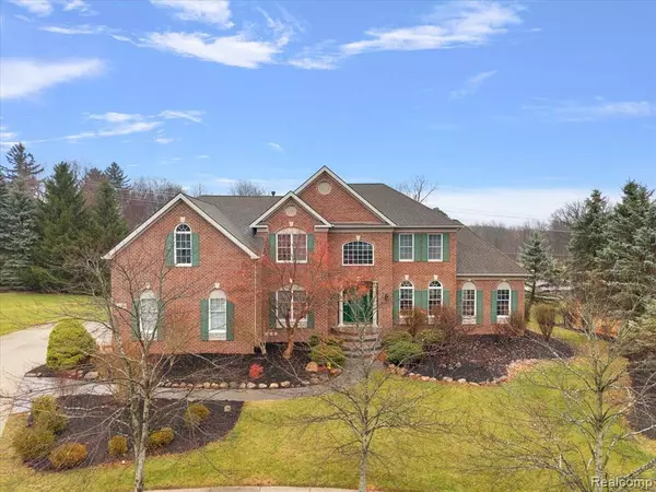 Novi, MI 48374 2125,26566 Anchorage Court