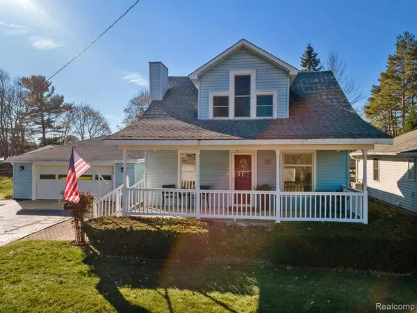 Oxford, MI 48371 4964,35 Pearl Street