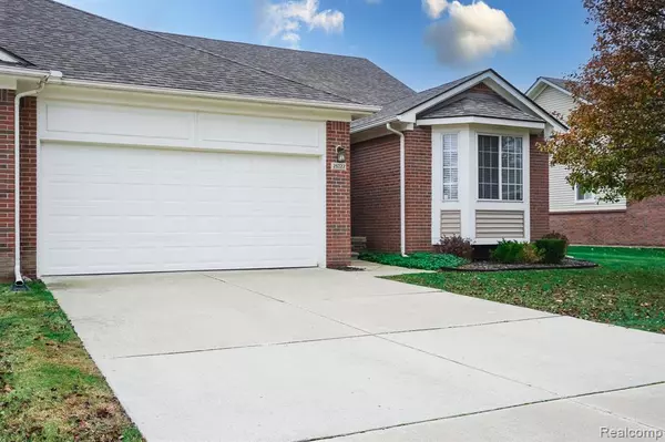 New Baltimore, MI 48051 3303,26122 Joanne Smith Lane