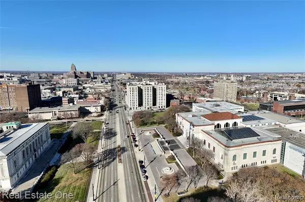 Detroit, MI 48202 4033,15 E Kirby Street