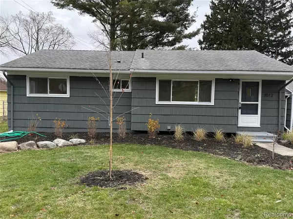 Waterford, MI 48329 1165,3512 Wilkie Street