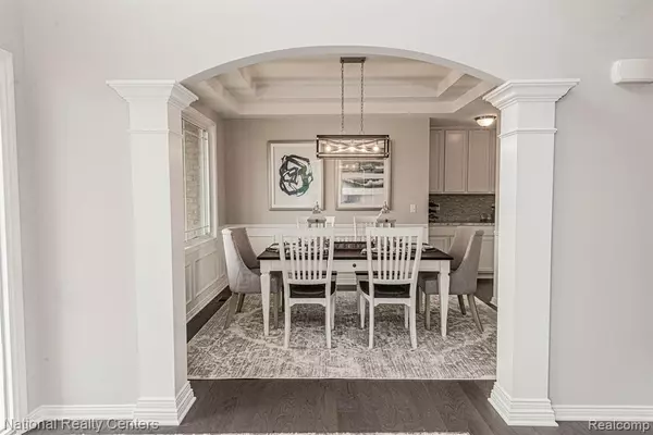 Oakland, MI 48363,1 Rochawies Drive