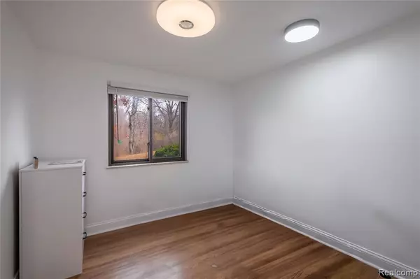 Ortonville, MI 48462 9444,2400 Hummer Lake Road