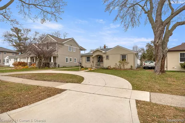 1718 N Gulley Road, Dearborn, MI 48128 1041