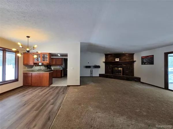 South Lyon, MI 48178 9108,9770 Daleview Drive