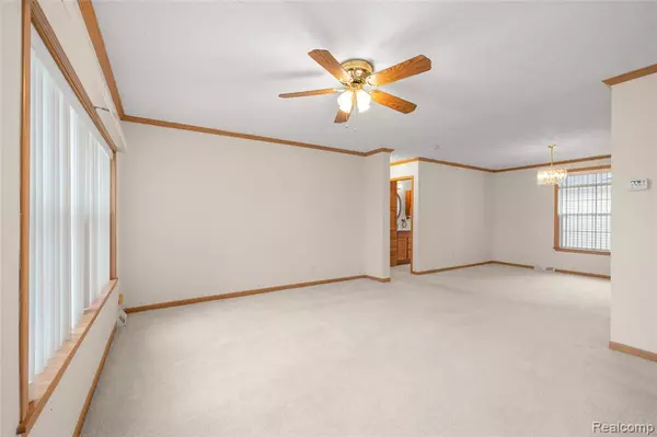 Northville, MI 48167 8708,4966 Venice Circle