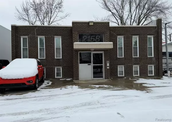 2158 11 Mile Road, Berkley, MI 48072