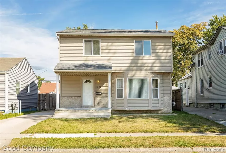 1021 E Granet Avenue, Hazel Park, MI 48030 2140