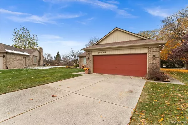 Macomb, MI 48044 3232,15975 Quail Court