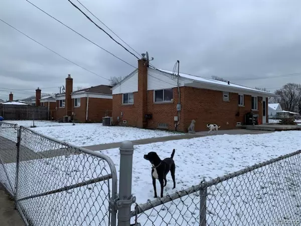 Warren, MI 48089 2236,14405 Stephens Road