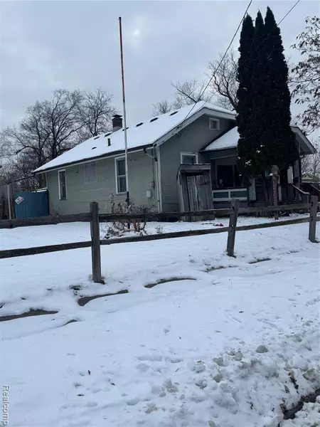 1422 Leith Street, Flint, MI 48506 2724