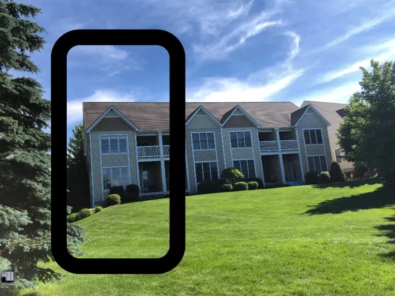 100 Spinnaker Drive, Manistee, MI 49660