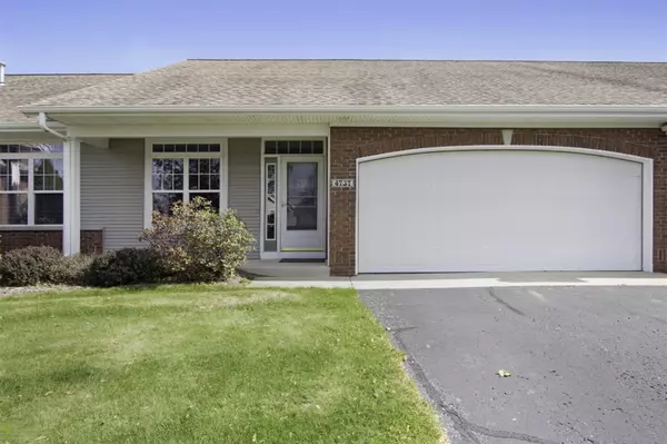 Holland, MI 49423,4737 Brentwood Court Court