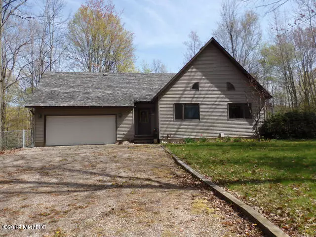 4585 Schoedel Road Road, Manistee, MI 49660