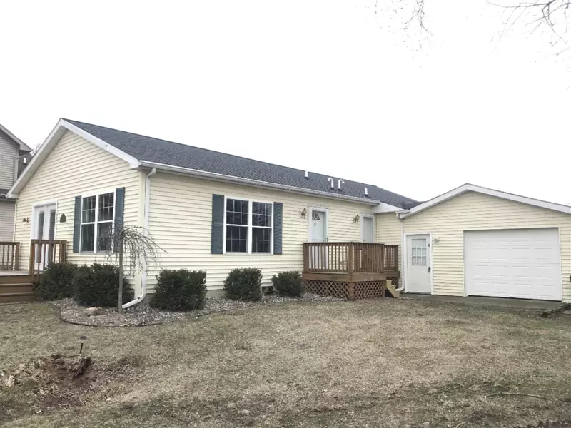 793 Lake Drive Drive, Coldwater, MI 49036