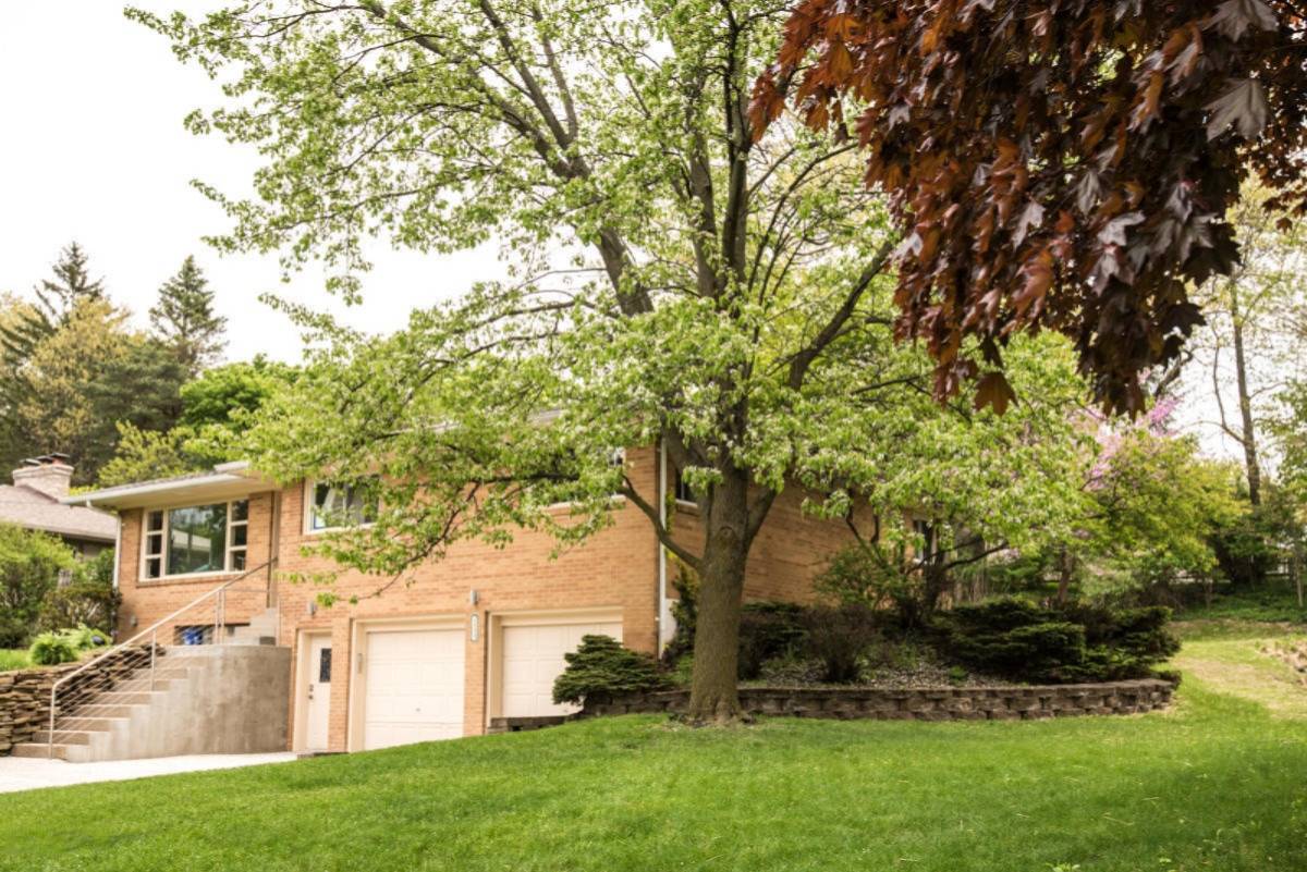 4339 Sunset Drive Drive, Kalamazoo, MI 49008-2807