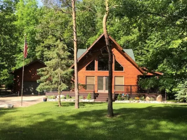 10175 Lost Canyon Drive Drive, Canadian Lakes, MI 49346